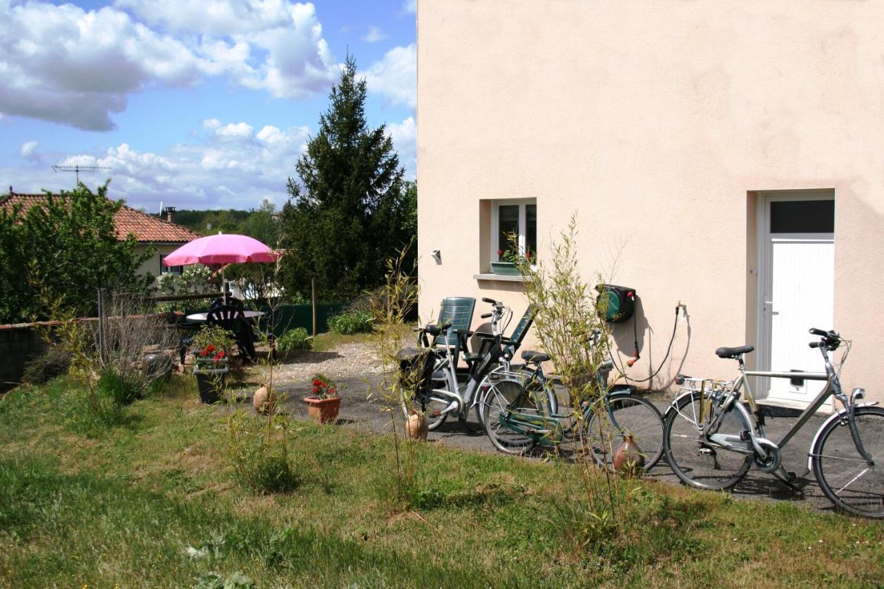 Bonabri Vacances - Chambres D'Hotes Chazelles  Bagian luar foto