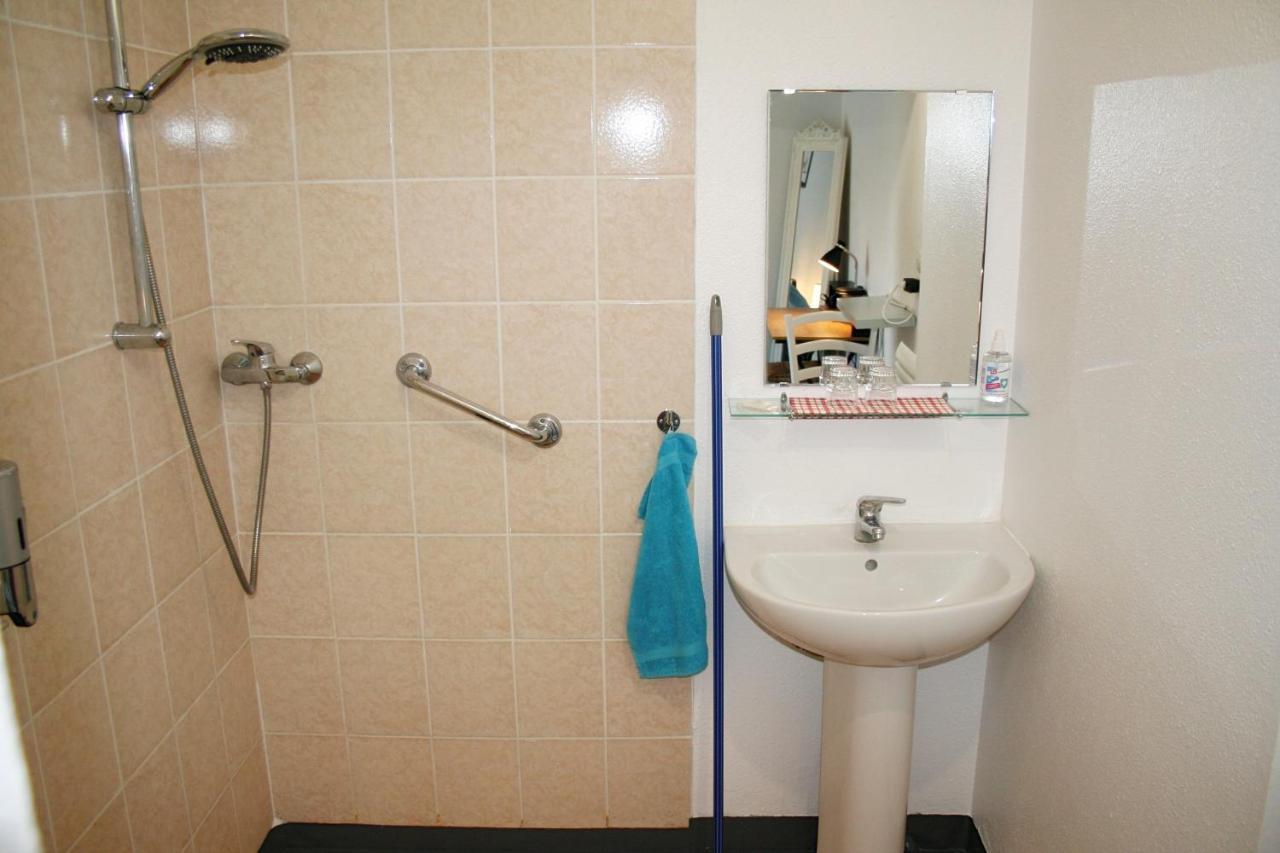 Bonabri Vacances - Chambres D'Hotes Chazelles  Bagian luar foto